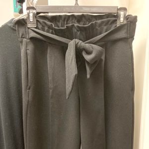 Black slacks with cinch waist, excellent condition